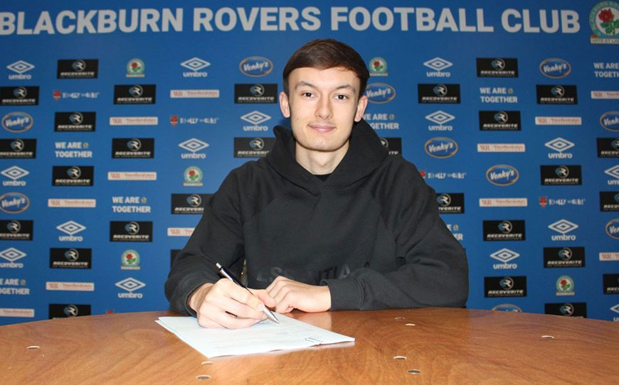 Rovers Sign Ex-North End Apprentice Nolan